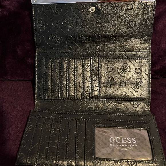 Guess wallets - Picture 5 of 5